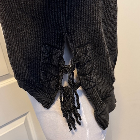 Free People Charcoal Ribbed Crop Top - Picture 8 of 11